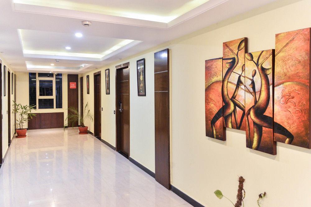 Puja Residency Hotel Varanasi Ngoại thất bức ảnh