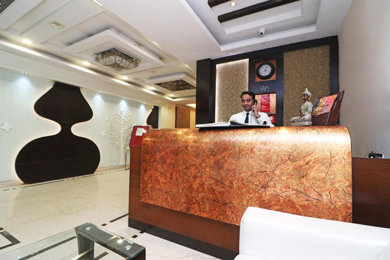 Puja Residency Hotel Varanasi Ngoại thất bức ảnh